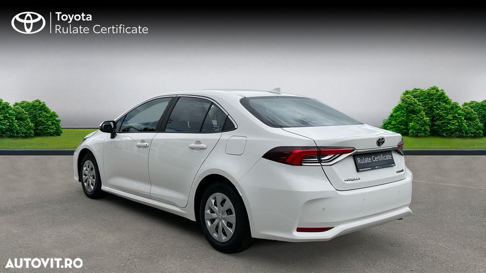Toyota Corolla 1.8 HSD Business - 4