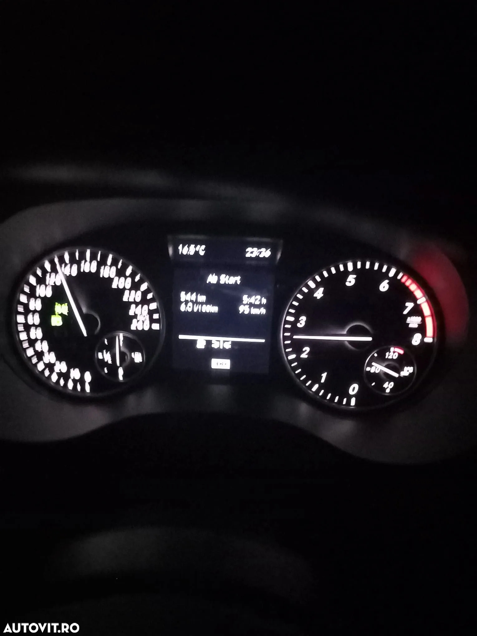 Mercedes-Benz B 180 BlueEFFICIENCY - 14