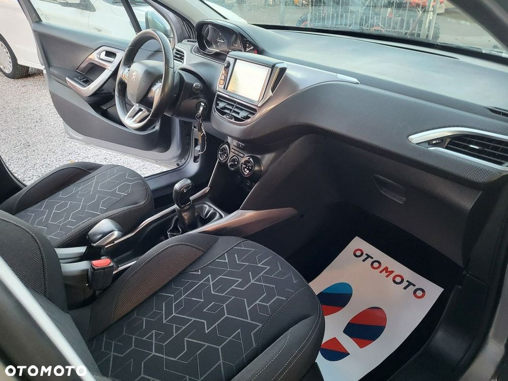 Peugeot 2008 - 19