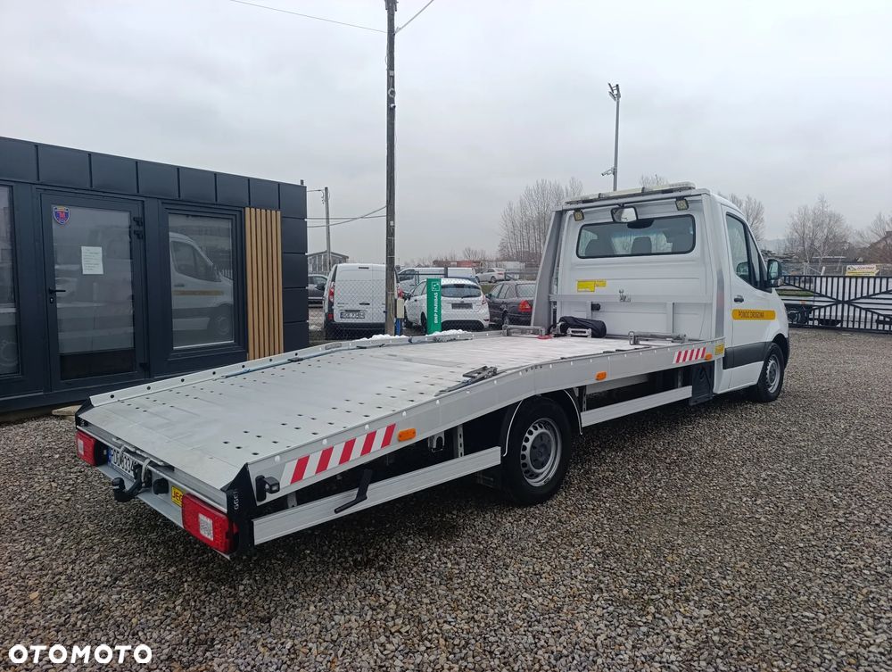 Mercedes-Benz Sprinter - 3