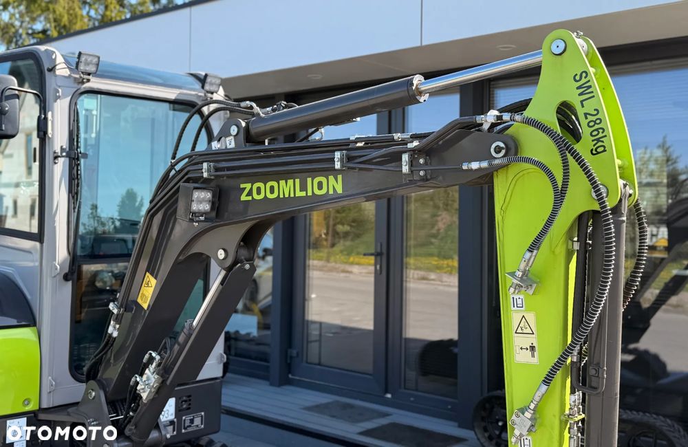 Zoomlion ZE26GU | FABRYCZNIE NOWA | Silnik KUBOTA | 3 ŁYŻKI | SZYBKOZŁĄCZE HYDRAULICZNE | ZE27GU - 11