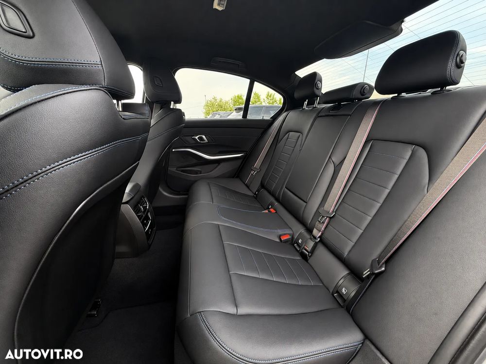 BMW Seria 3 320d xDrive AT MHEV - 14