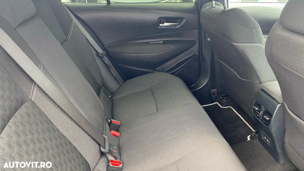 Toyota Corolla 1.8 HSD Dynamic - 7