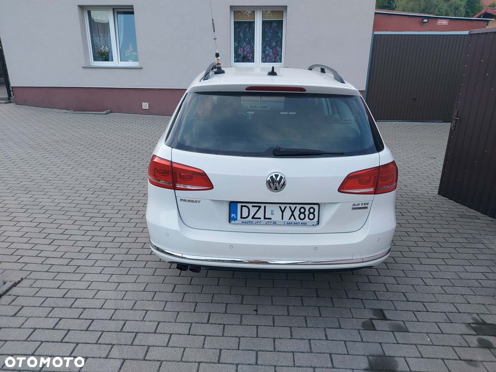 Volkswagen Passat 2.0 TDI DSG Comfortline - 5