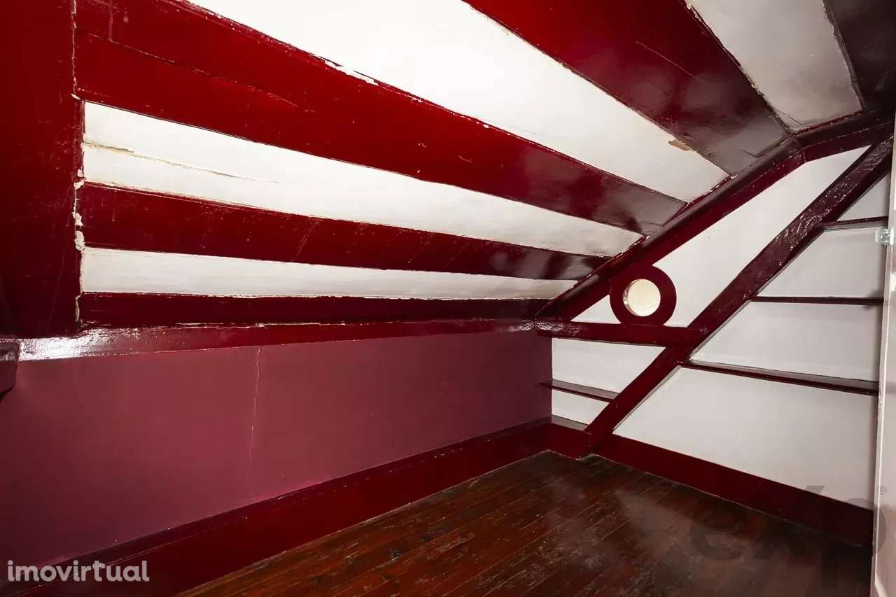 Escritório Versátil com Potencial de Conversão no Centro Histórico - Grande imagem: 5/11