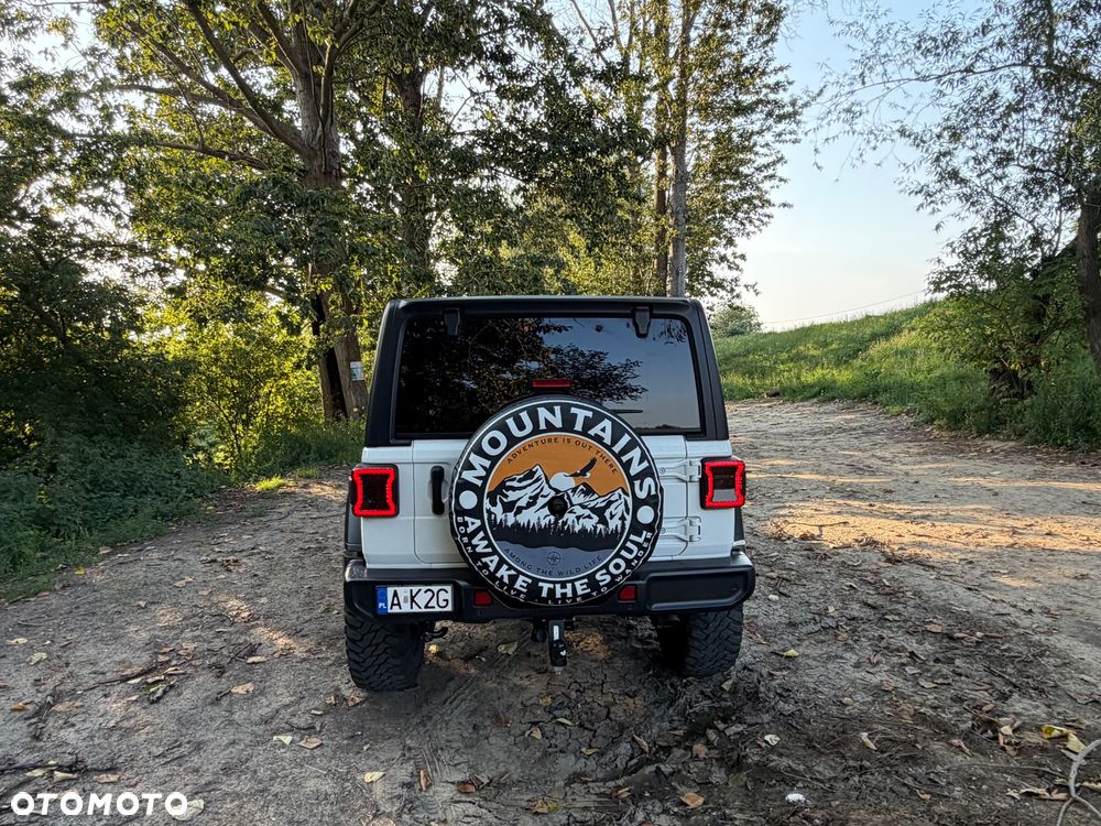 Jeep Wrangler - 14