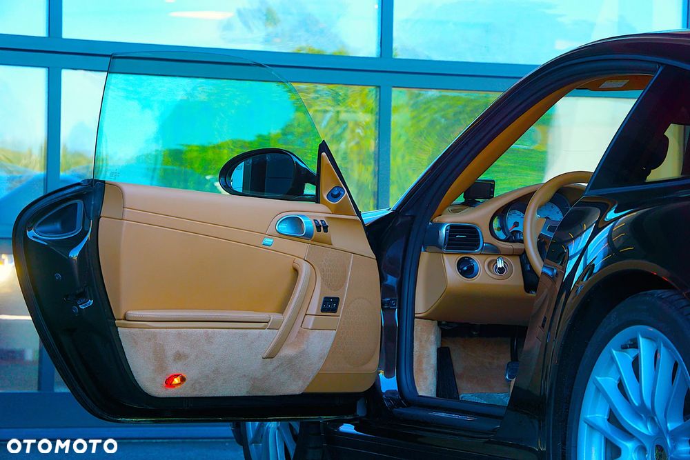Porsche 911 Carrera 4S PDK - 11