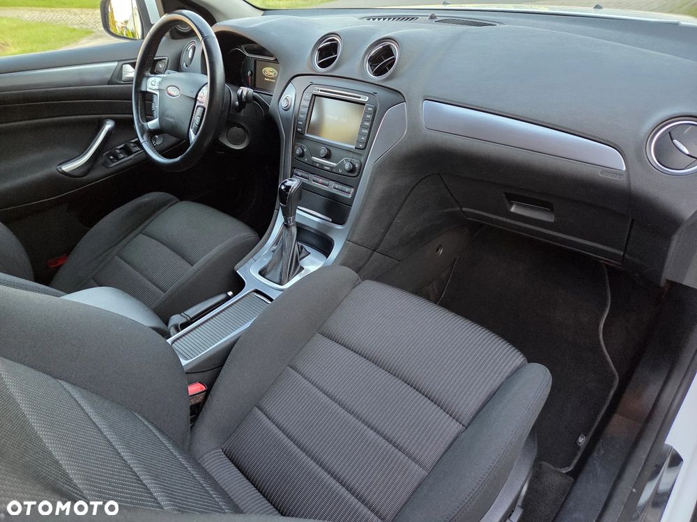 Ford Mondeo - 14