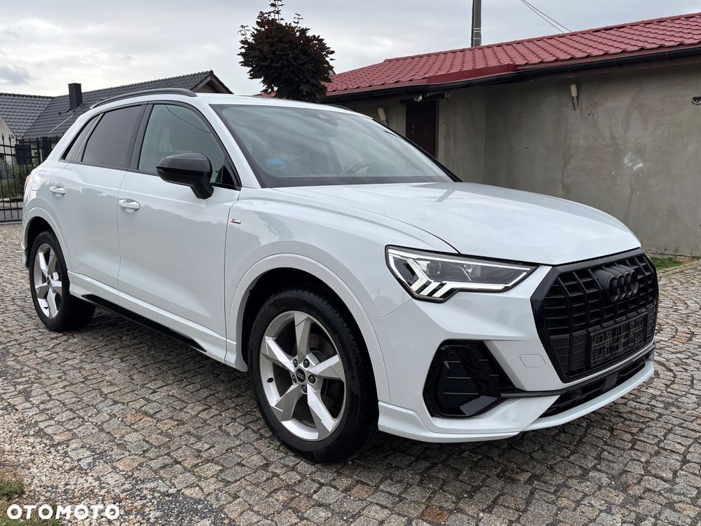 Audi Q3 35 TFSI mHEV S-Line S tronic - 1