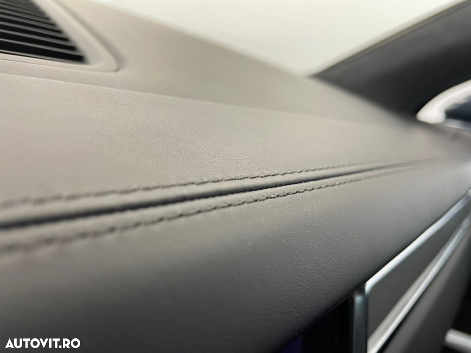 Porsche Cayenne Turbo - 29