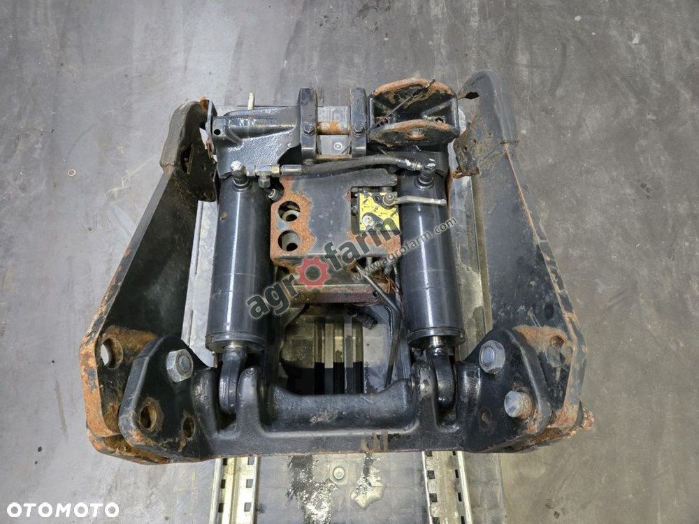 TUZ, przedni podnośnik, New Holland T7.250 - 3