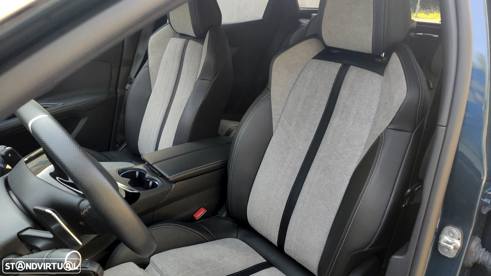 Peugeot 3008 1.6 Hybrid GT Line e-EAT8 - 11