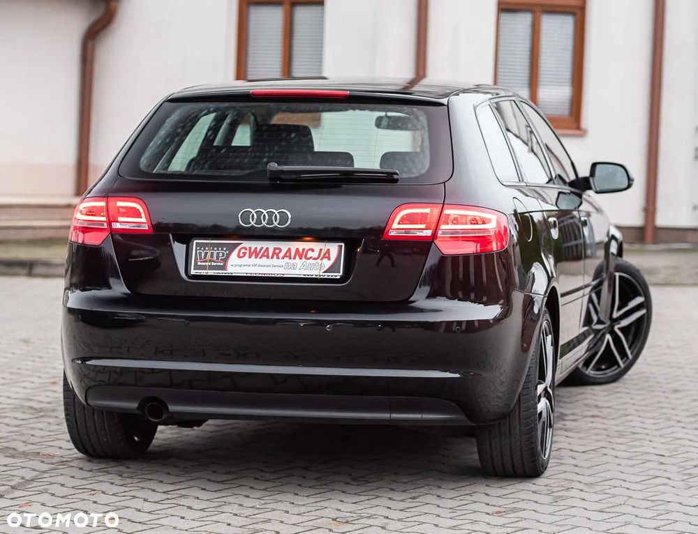 Audi A3 Sportback - 12