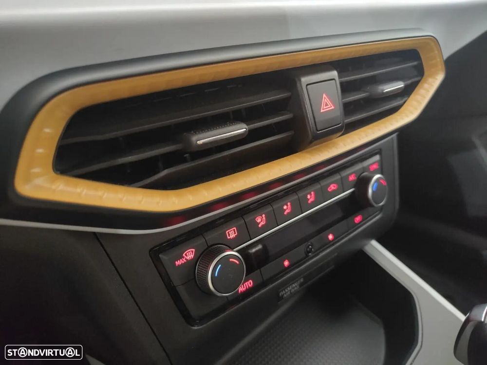 SEAT Arona 1.0 TSI Style DSG - 16