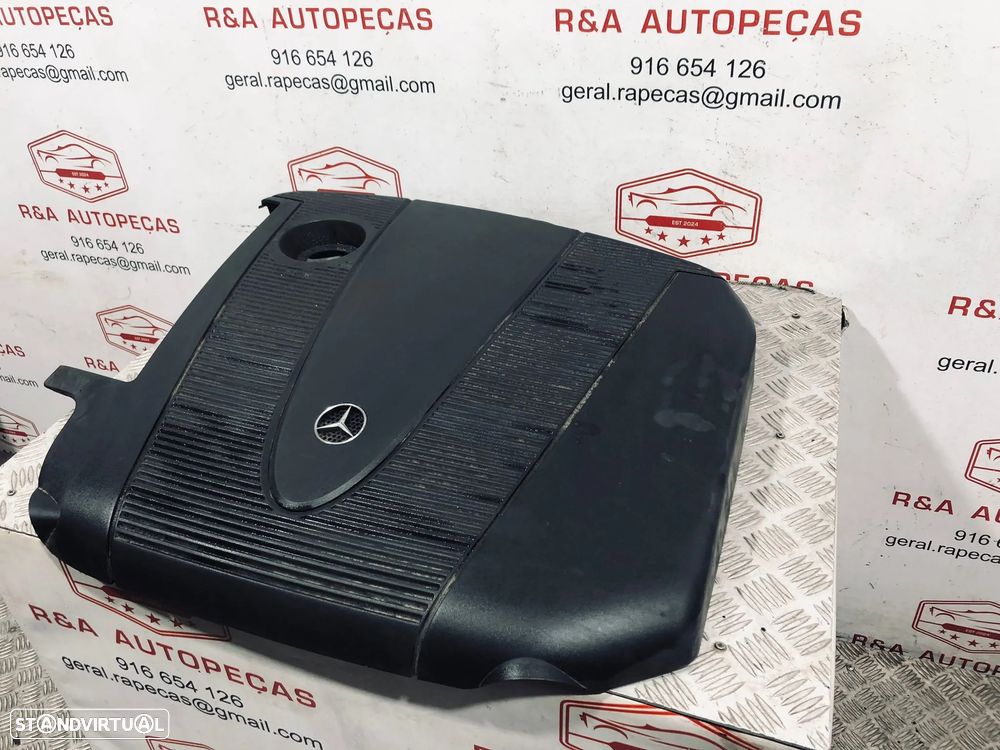 Tampa de Motor Mercedes Class A W203 W2096460102367 AO460102367B Original - 3