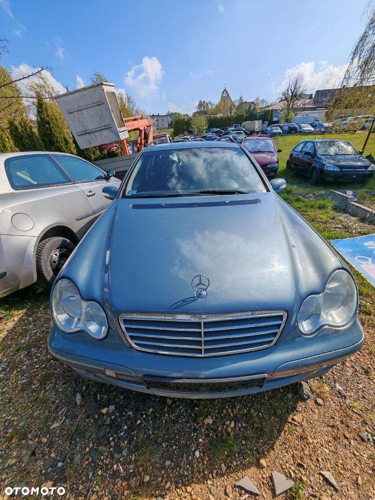Lampa P/L przód, tył Mercedes-Benz C klasa W203 kombi - 3
