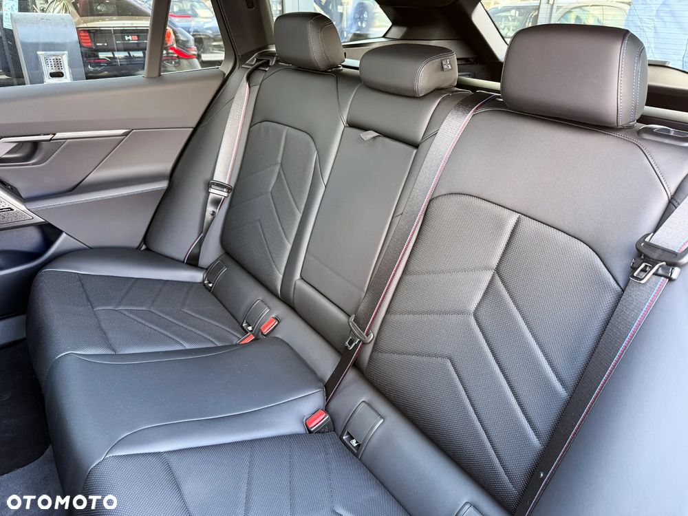 BMW Seria 5 520i - 35