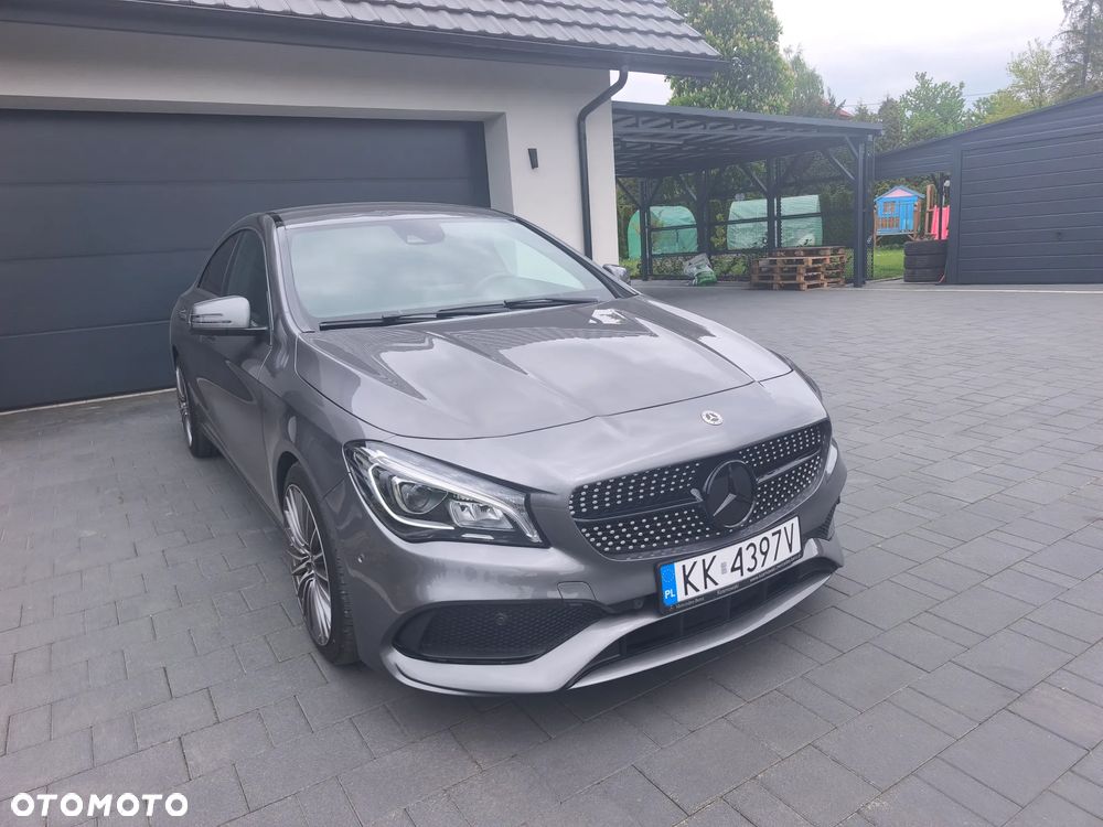 Mercedes-Benz CLA 180 7G-DCT AMG Line - 6
