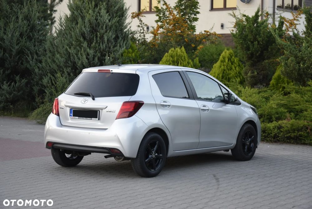 Toyota Yaris - 23