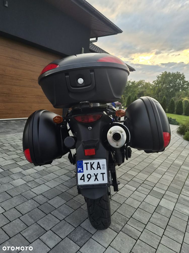 Suzuki V-STROM - 7