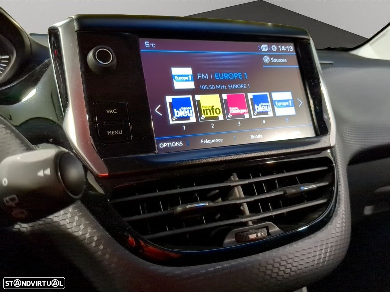 Peugeot 2008 1.2 PureTech Style - 12