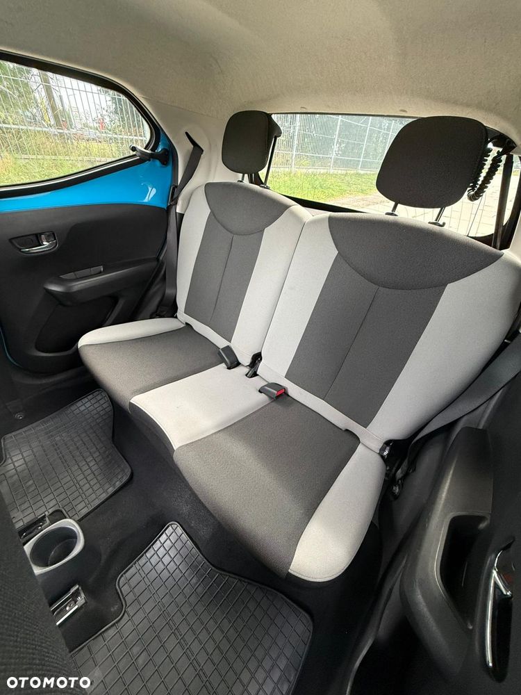 Toyota Aygo x-play - 31