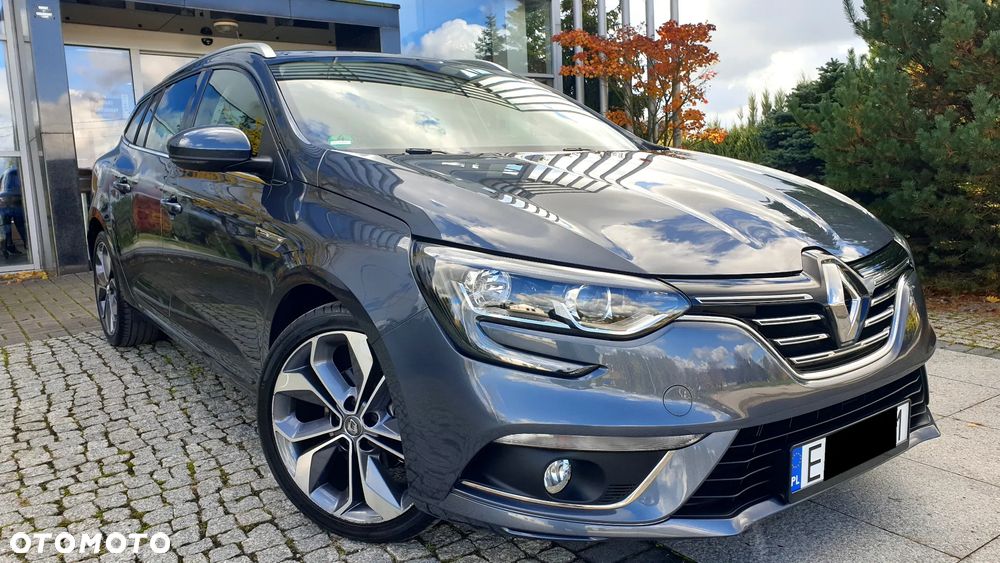 Renault Megane ENERGY TCe 130 EDC BOSE EDITION
