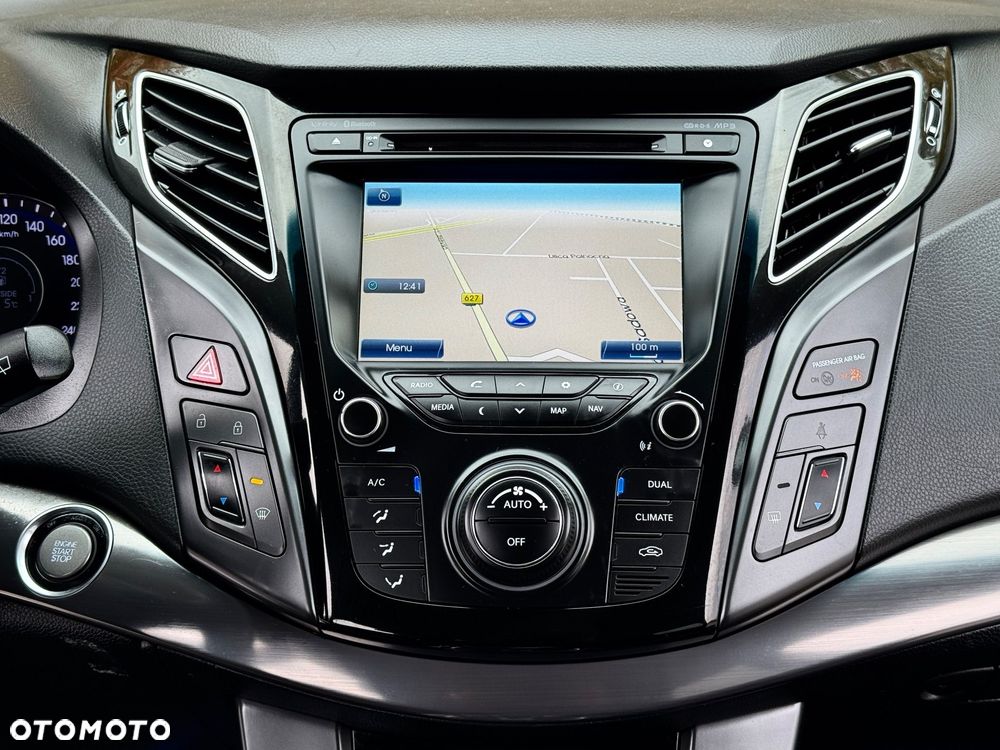 Hyundai i40 Kombi 1.6 Trend - 24
