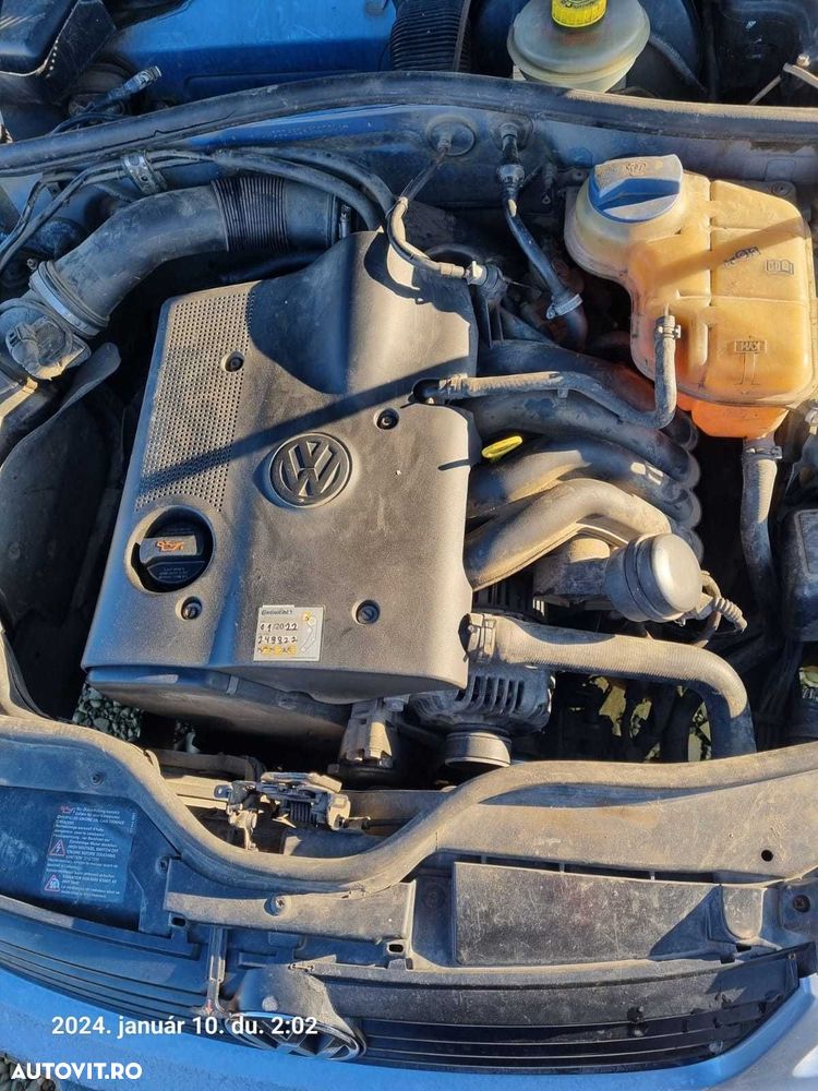 Dezmembram Volkswagen Passat 1.8 20V Benzina - 3
