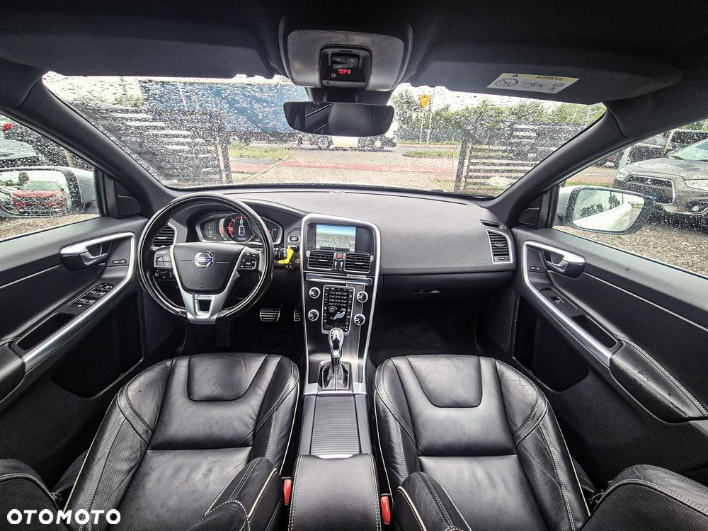 Volvo XC 60 D4 AWD Geartronic RDesign - 22