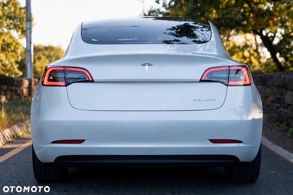 Tesla Model 3 Long Range AWD Premium - 7