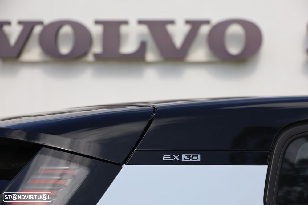 Volvo EX30 51 kWh Single Motor Plus - 6