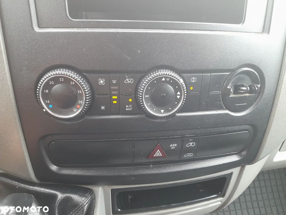 Volkswagen Crafter Brygadówka - 23