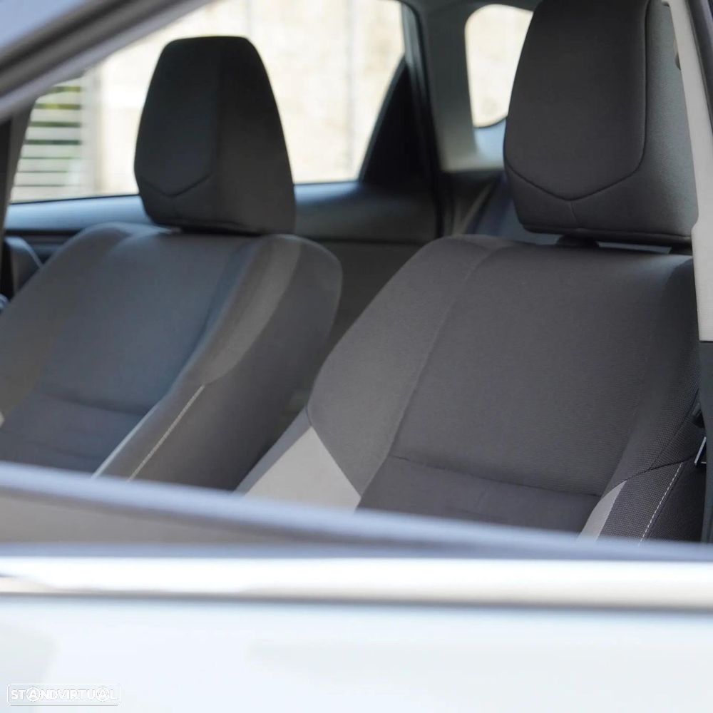 Toyota Auris 1.8 HSD Active - 16