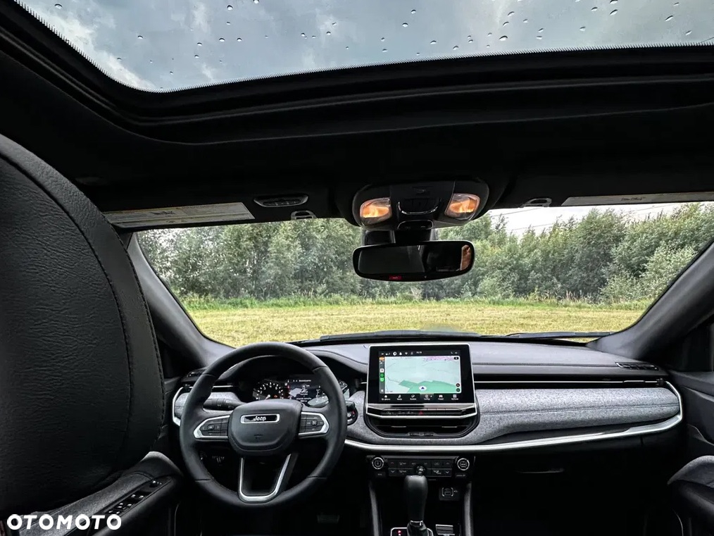 Jeep Compass - 10