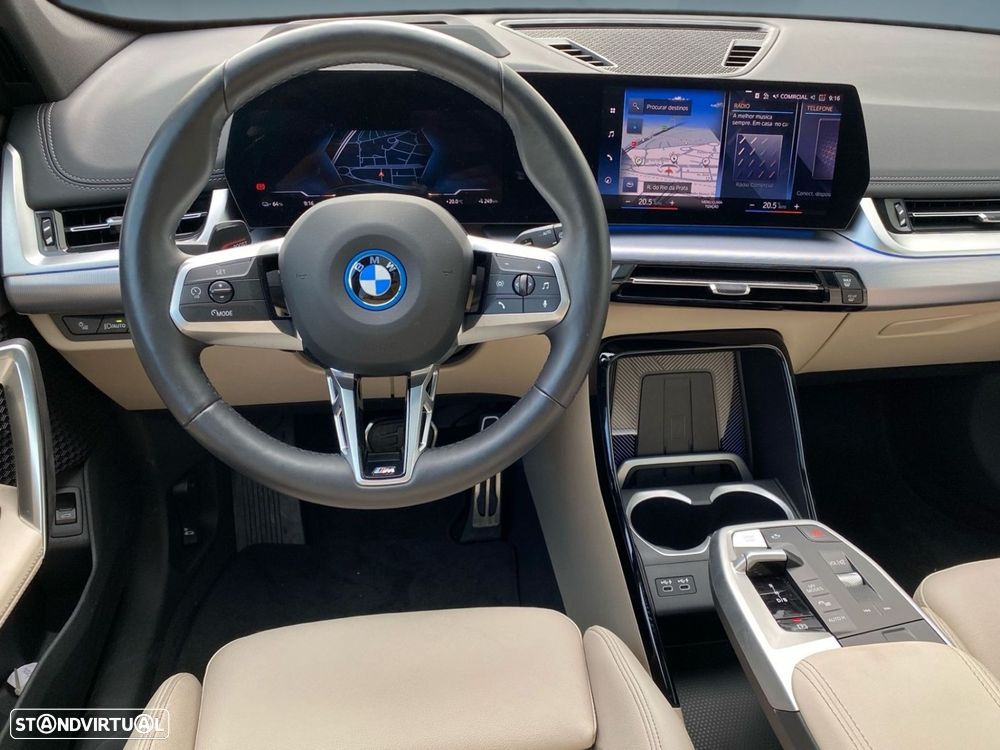 BMW iX1 xDrive30 Pack Desportivo M - 5