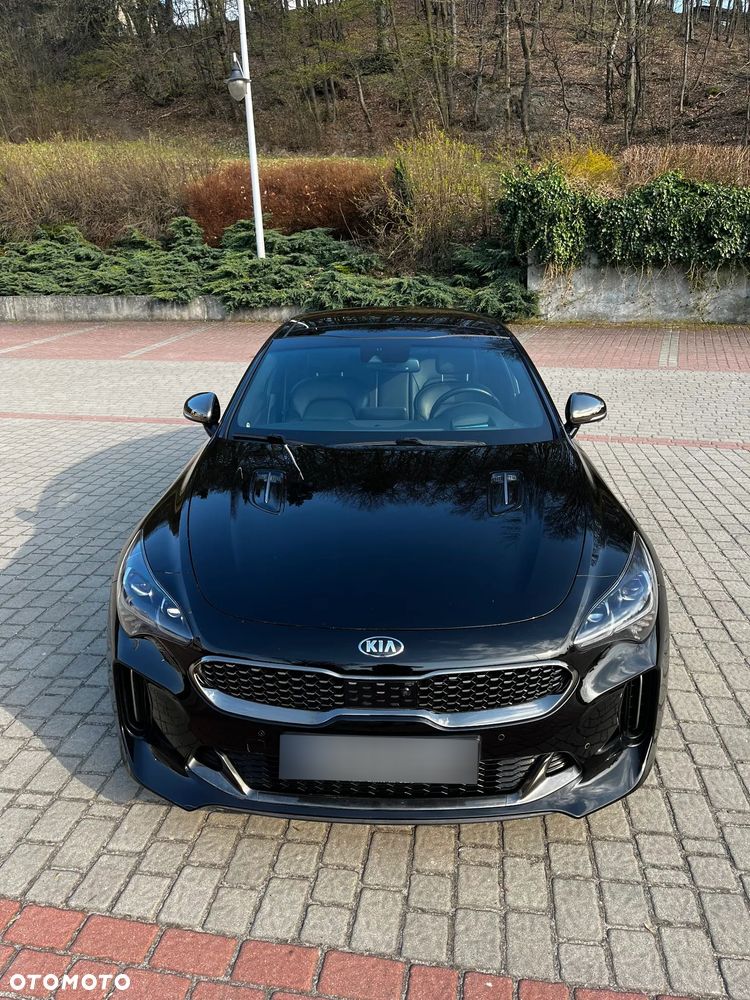Kia Stinger - 2