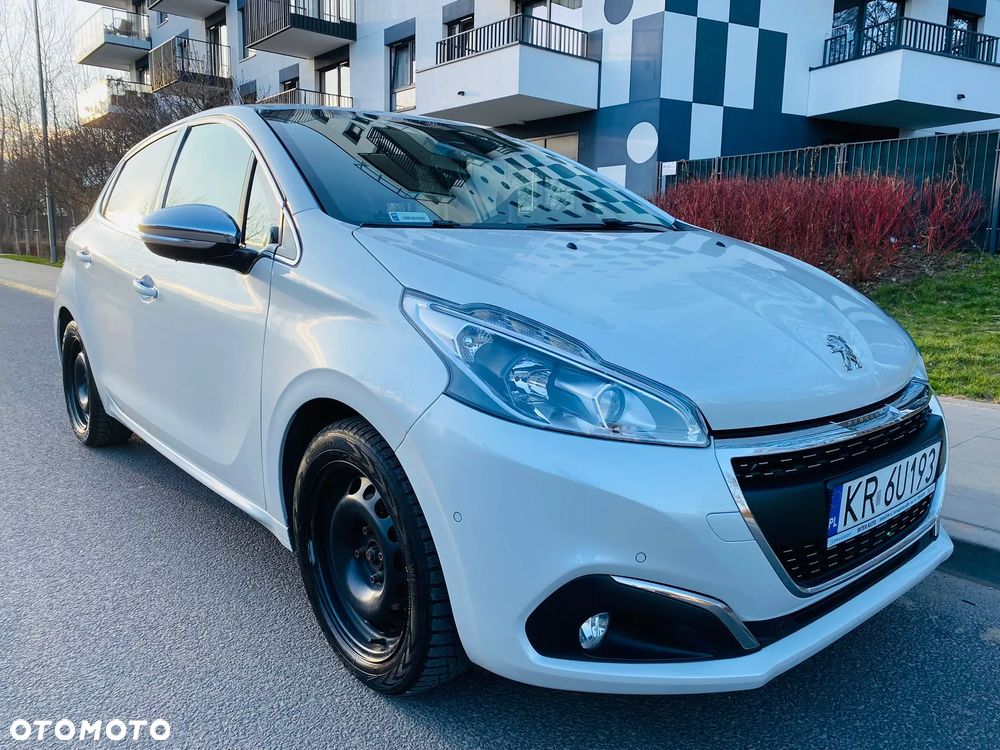 Peugeot 208 1.2 PureTech GPF Allure S&S EAT6 - 10