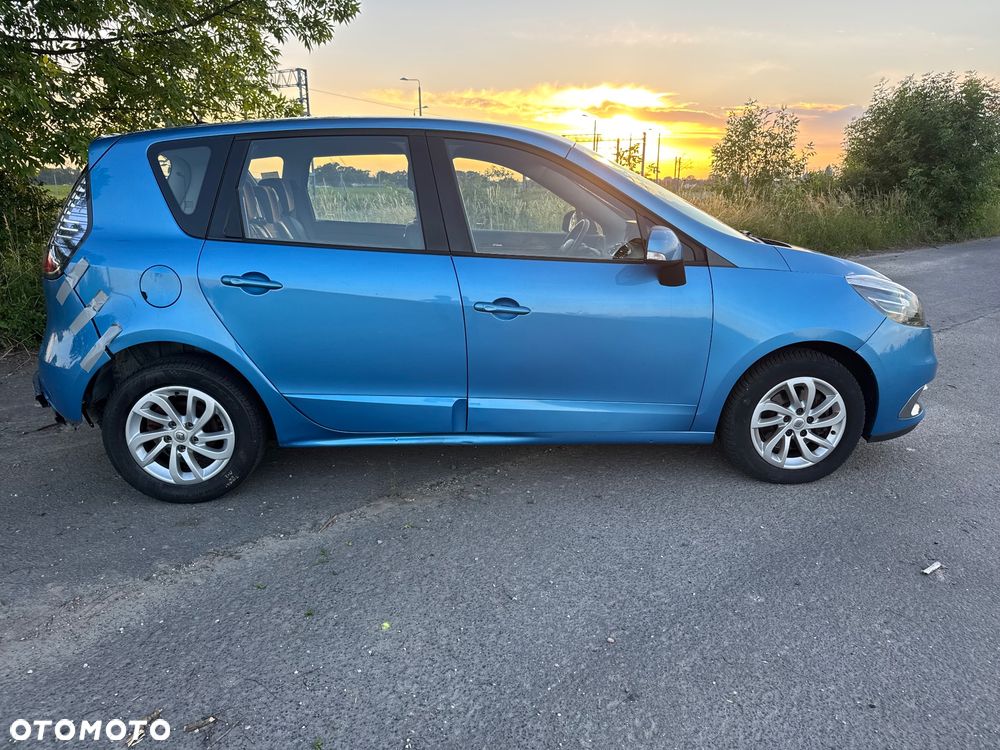 Renault Scenic 1.5dCi TomTom Edition EDC - 5