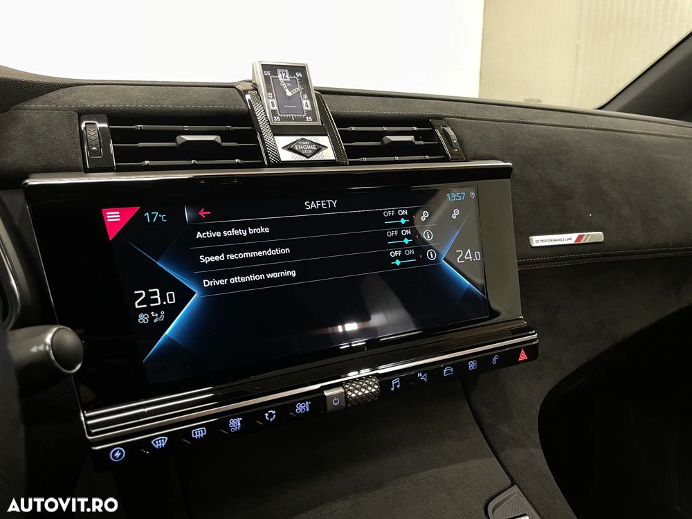 DS Automobiles DS 7 Crossback 1.6 PHeV AWD 300 EAT8 PERFORMANCE LINE + - 21