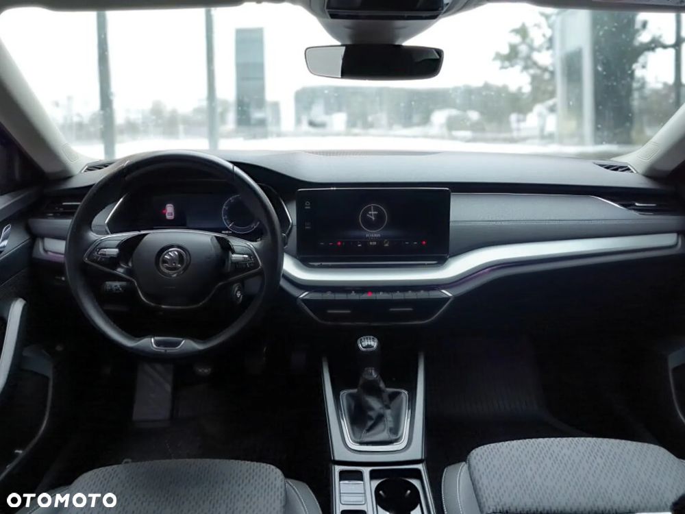 Skoda Octavia 1.5 TSI ACT Style - 6