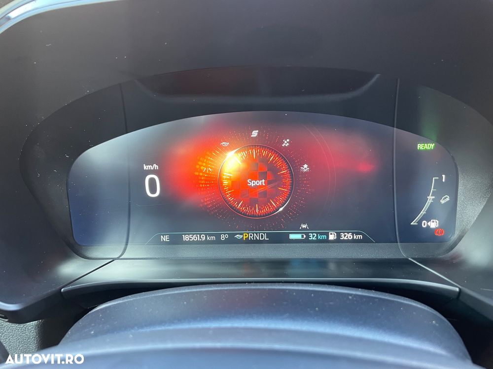 Ford Kuga 2.5 Duratec PHEV ST Line - 21