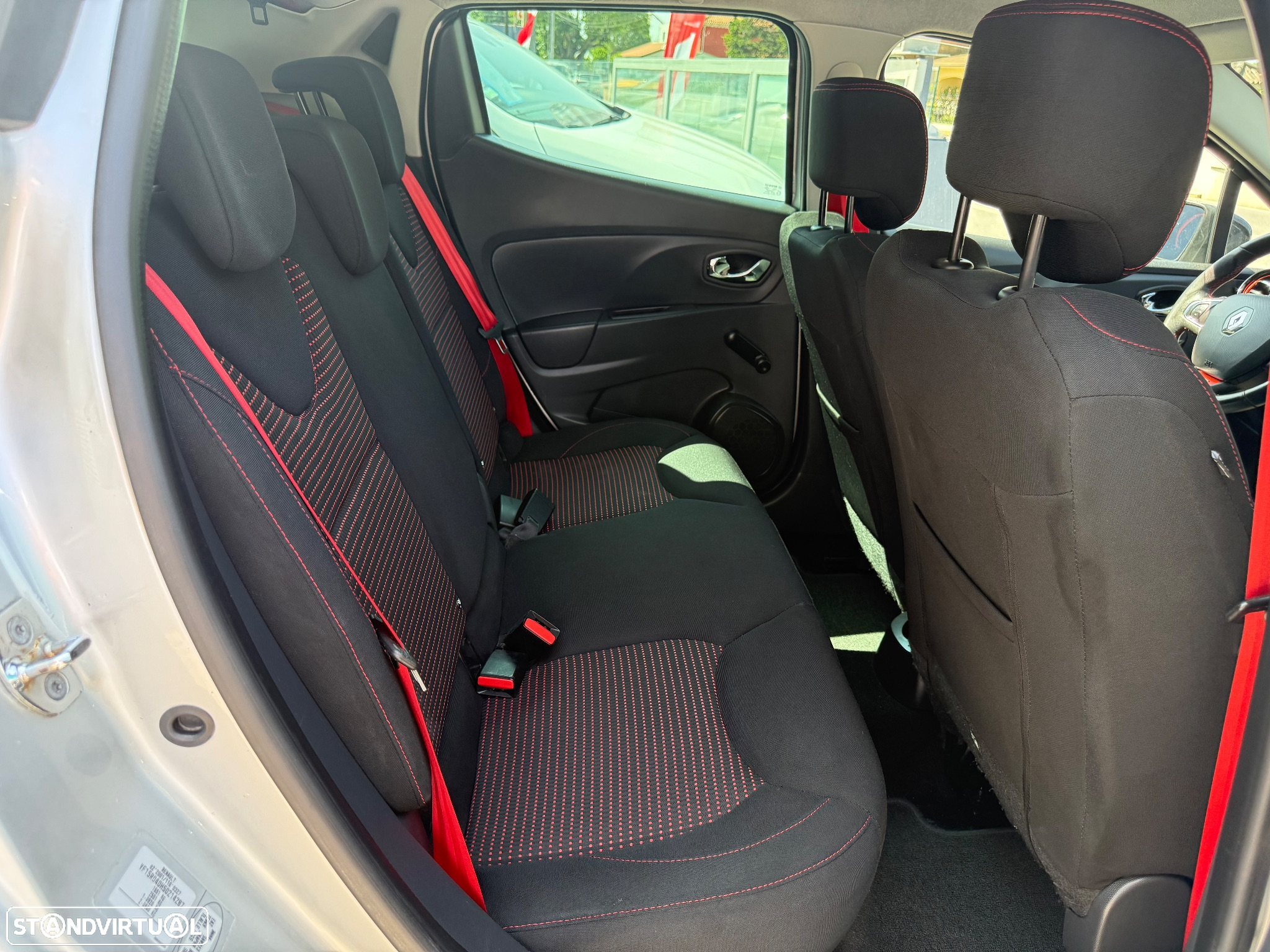 Renault Clio 1.5 dCi Dynamique S - 42