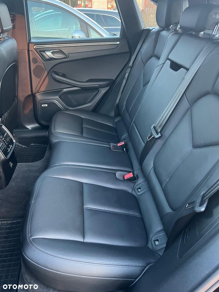 Porsche Macan Standard - 8