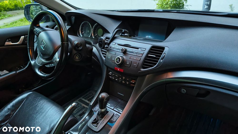 Honda Accord 2.4 Executive Nav - 3