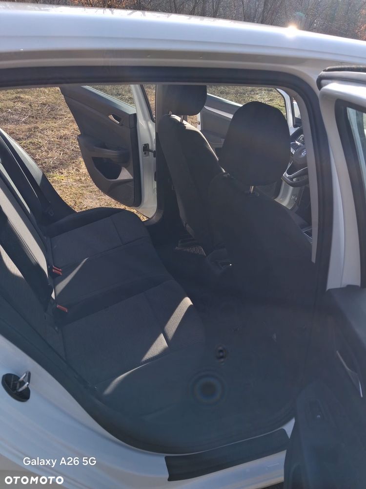 Volkswagen Golf - 15