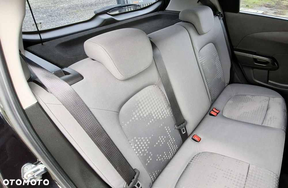 Chevrolet Aveo - 16