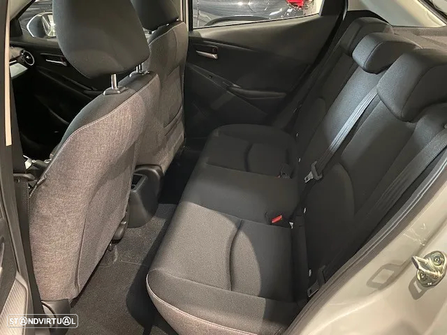 Mazda 2 1.5 e-Skyactiv-G Centre-line Convenience Pack - 13