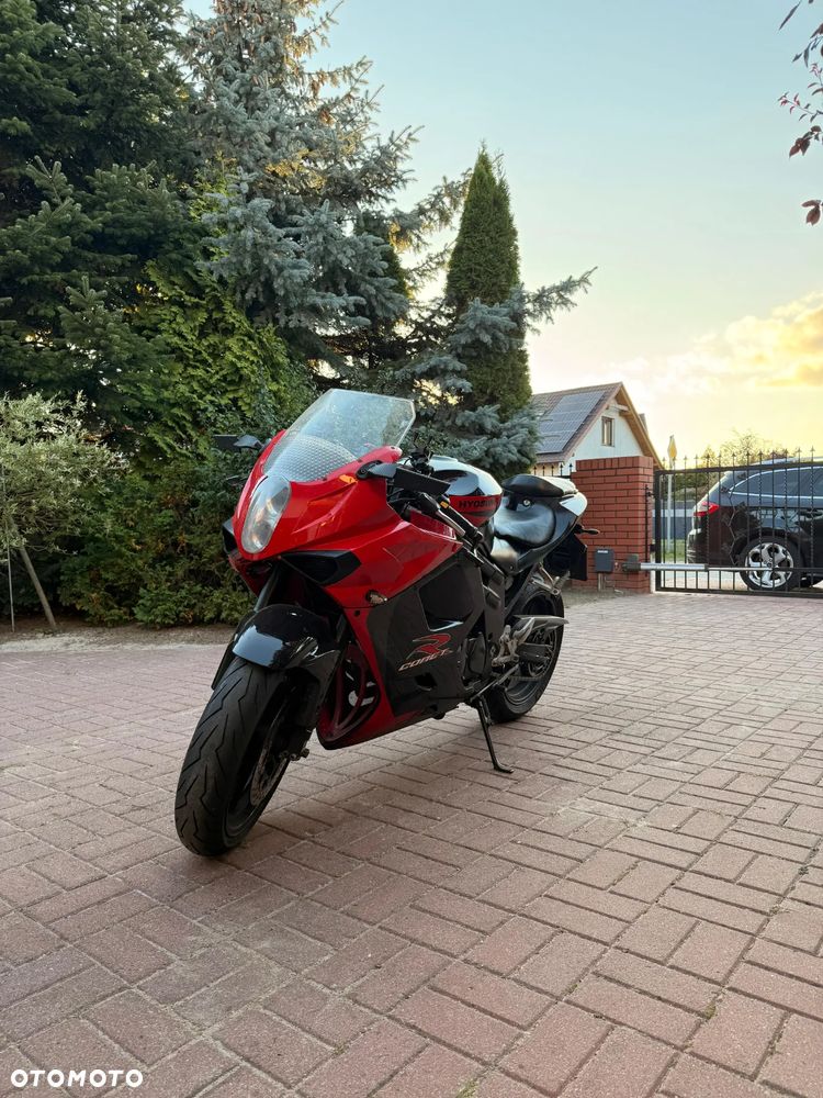 Hyosung GT Comet - 4