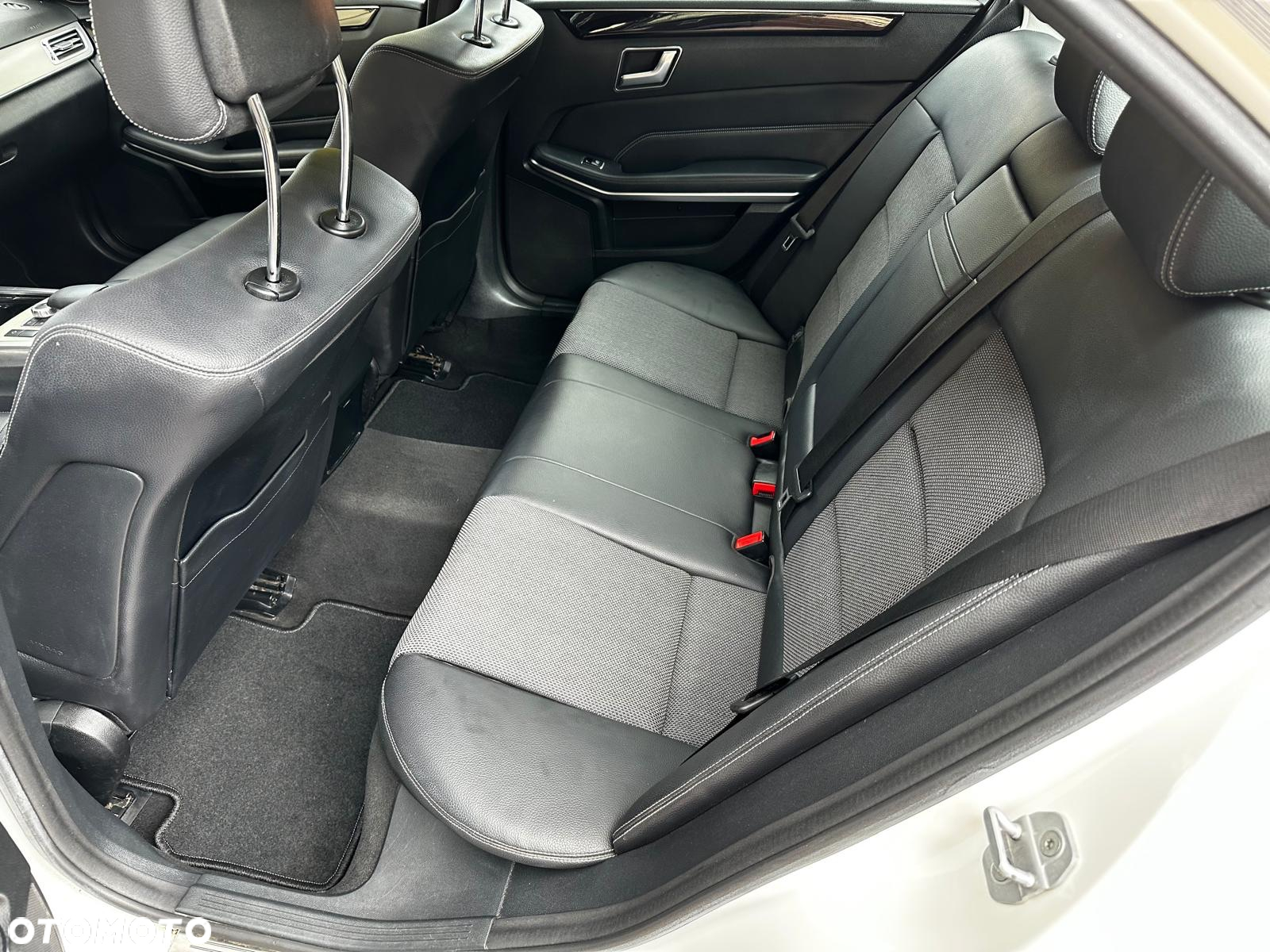 Mercedes-Benz Klasa E 200 BlueTEC 7G-TRONIC - 7